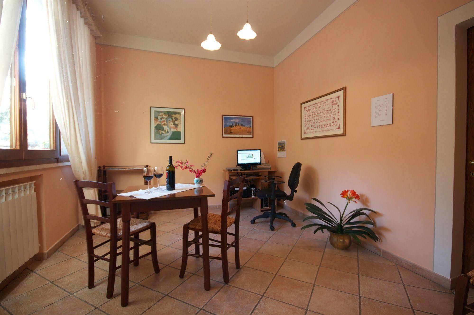 Camere Andrei Pienza Extérieur photo